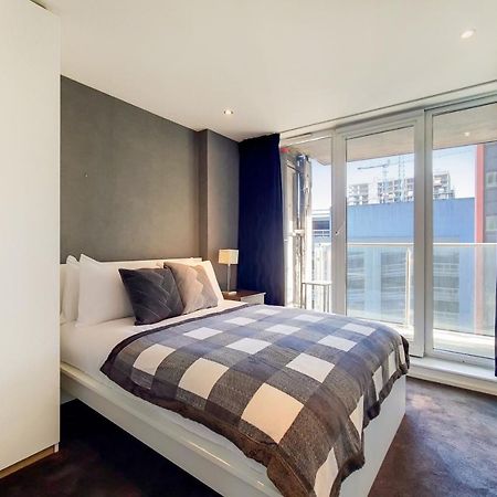 Two Bedroom Apartment - London Excel Stays Exteriör bild